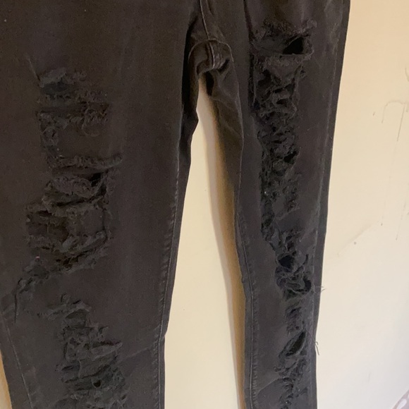 Black distressed jeans - Picture 3 of 7